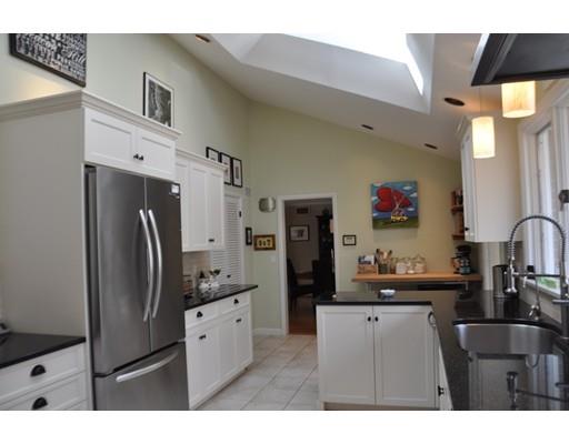 9 Yorkshire Rd, Dover, MA 02030 photo 6