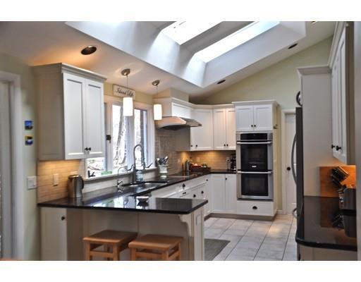 9 Yorkshire Rd, Dover, MA 02030 photo 5