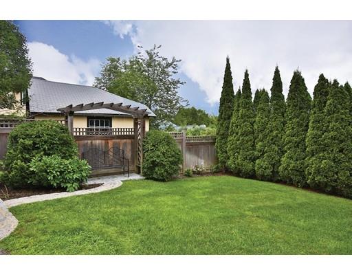 241 Buckminster Rd, Brookline, MA 02445 photo 12
