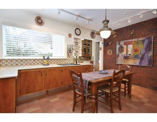 241 Buckminster Rd, Brookline, MA 02445 photo 8