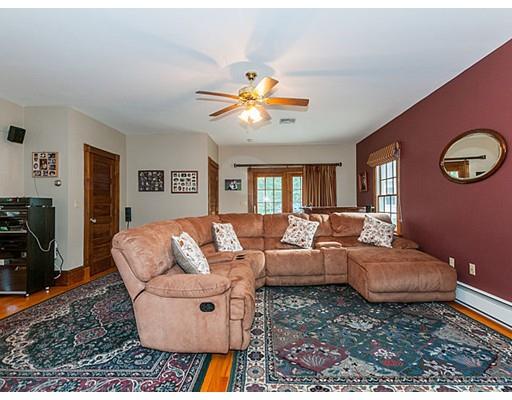 81 Hillside Ave, Needham, MA 02494 photo 4