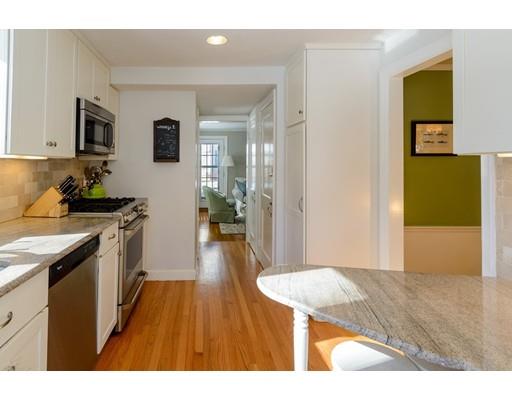 8 Earle Rd, Wellesley, MA 02481 photo 5