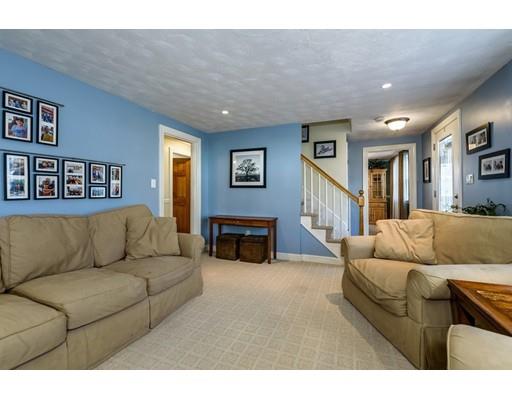 178 Forest St, Reading, MA 01867 photo 7