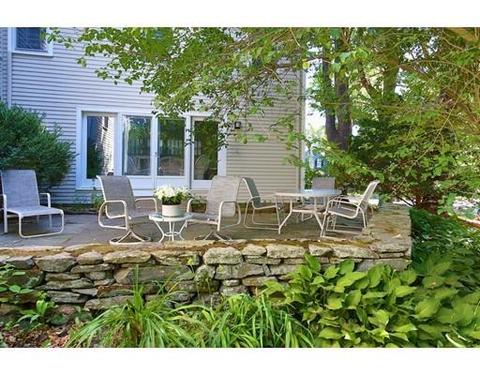 10 Maple Rd, Weston, MA 02493 photo 11