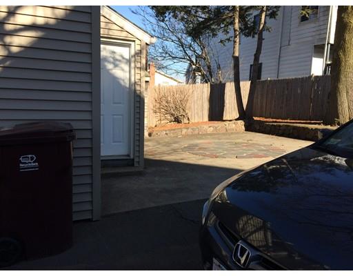 11 Thurman St, Everett, MA 02149 photo 2