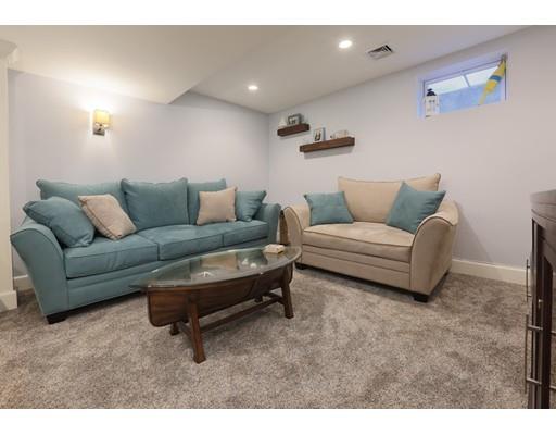 24 Shaw Rd, Wellesley, MA 02481 photo 11