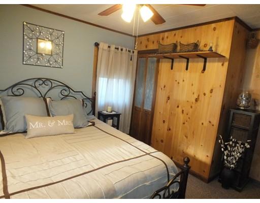 32 White Birch Ave, Chicopee, MA 01020 photo 8