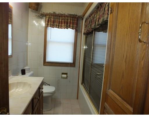 32 White Birch Ave, Chicopee, MA 01020 photo 15