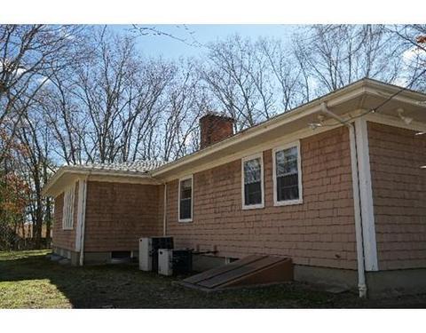 608 Herman St, Fall River, MA 02720 photo 3