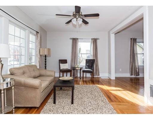 44 Castle St, Springfield, MA 01118 photo 5