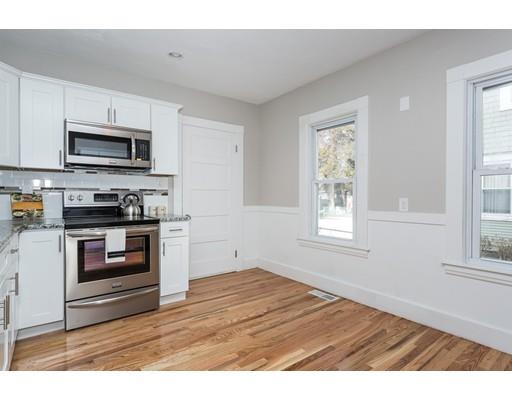44 Castle St, Springfield, MA 01118 photo 3