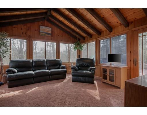 71 Neck Hill Rd, Mendon, MA 01756 photo 8