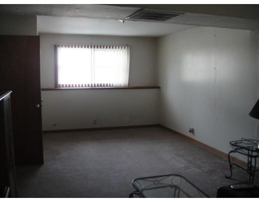 749 Wood St, Fall River, MA 02721 photo 18