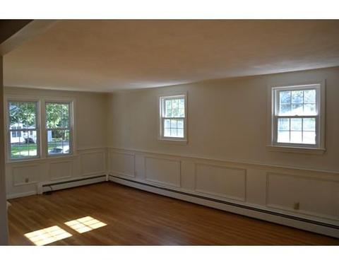 19 Windsor Dr, Hingham, MA 02043 photo 2