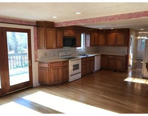 19 Windsor Dr, Hingham, MA 02043 photo 4