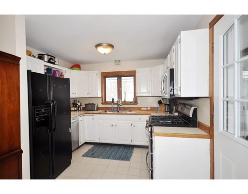 23 Lincoln St, Maynard, MA 01754 photo 6