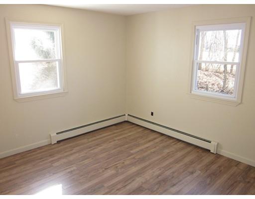 4 5th Ave, Dudley, MA 01571 photo 18