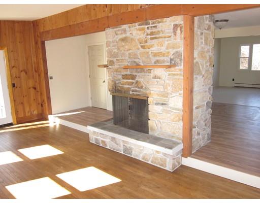 4 5th Ave, Dudley, MA 01571 photo 5