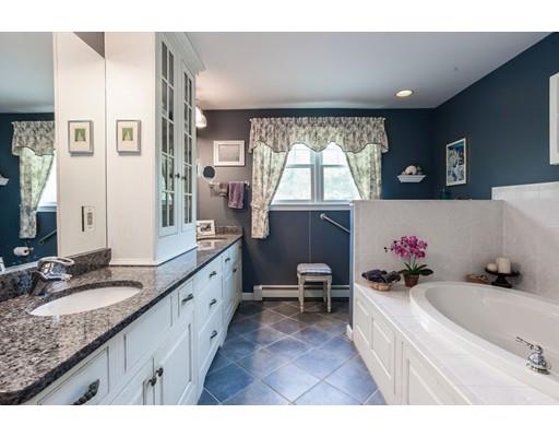 27 Sheppard Rd, Sagamore Beach, MA 02562 photo 13