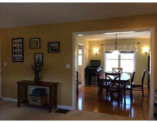 146 Orient St, Worcester, MA 01604 photo 8
