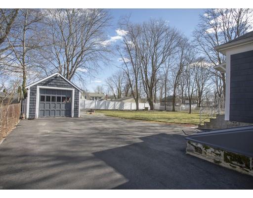 237 High St, Wareham, MA 02571 photo 4