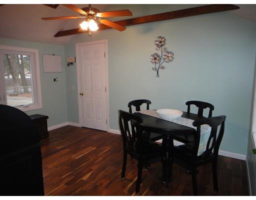 30 Bartels St, Springfield, MA 01128 photo 8