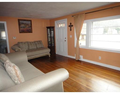 30 Bartels St, Springfield, MA 01128 photo 10
