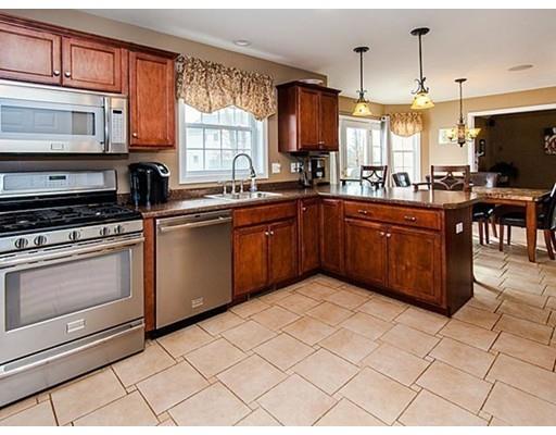 33 Cart Path Rd, Dracut, MA 01826 photo 7