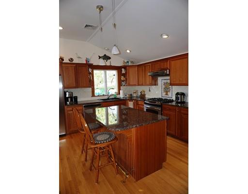 36 Forest Dr, Mashpee, MA 02649 photo 6