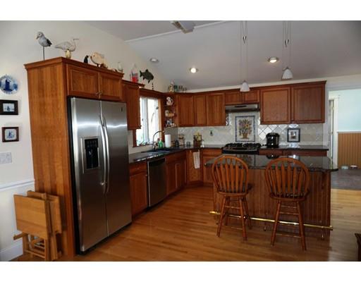 36 Forest Dr, Mashpee, MA 02649 photo 4
