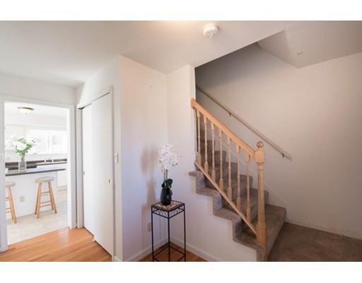 17 Pondview Dr, Fall River, MA 02721 photo 3