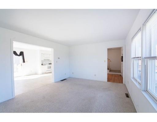 17 Pondview Dr, Fall River, MA 02721 photo 8