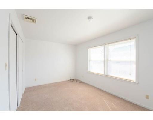 17 Pondview Dr, Fall River, MA 02721 photo 13