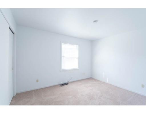 17 Pondview Dr, Fall River, MA 02721 photo 11