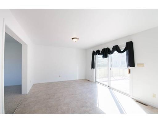 17 Pondview Dr, Fall River, MA 02721 photo 7