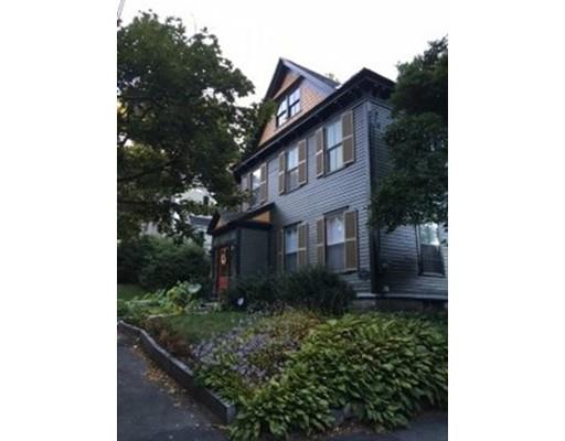 85 Mansur St, Lowell, MA 01852 photo 1