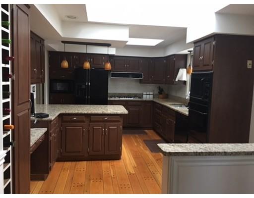 30 Hemlock Dr, Canton, MA 02021 photo 8