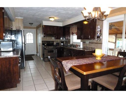 65 Wing Ln, Acushnet, MA 02743 photo 3