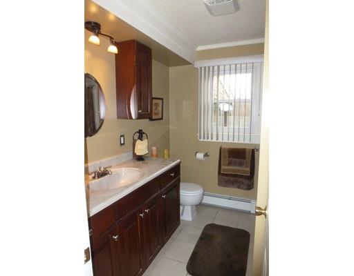 65 Wing Ln, Acushnet, MA 02743 photo 12