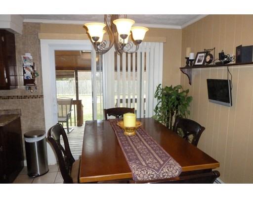65 Wing Ln, Acushnet, MA 02743 photo 6