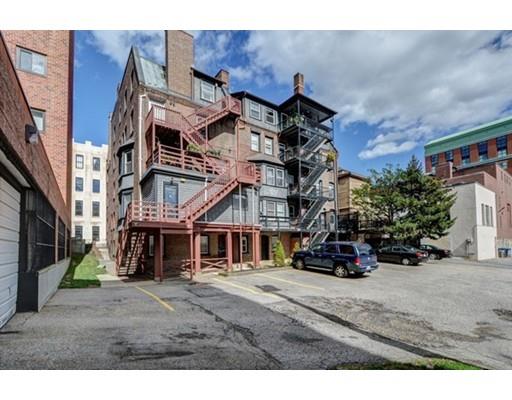 40 Elm St #B, Worcester, MA 01609 photo 2