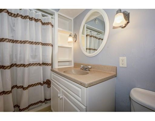 40 Elm St #B, Worcester, MA 01609 photo 28