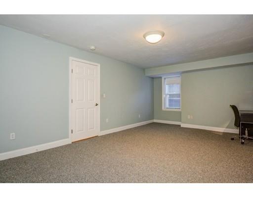 40 Elm St #B, Worcester, MA 01609 photo 23