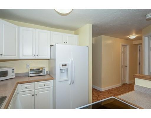 40 Elm St #B, Worcester, MA 01609 photo 17