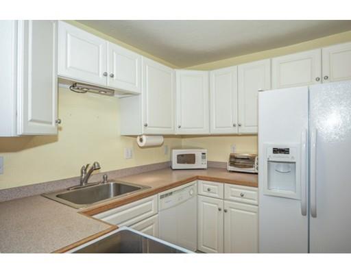 40 Elm St #B, Worcester, MA 01609 photo 16