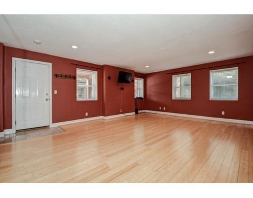 40 Elm St #B, Worcester, MA 01609 photo 8