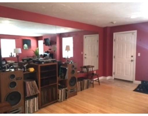 40 Elm St #B, Worcester, MA 01609 photo 11