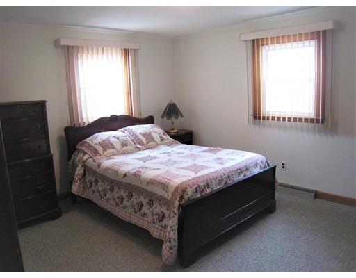 25 Whittemore St, Gloucester, MA 01930 photo 9