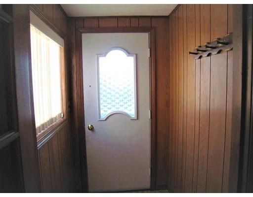 25 Whittemore St, Gloucester, MA 01930 photo 3