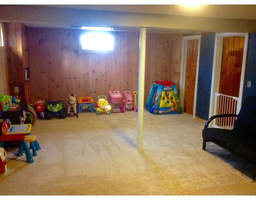 75 Carnavon Cir, Springfield, MA 01109 photo 19